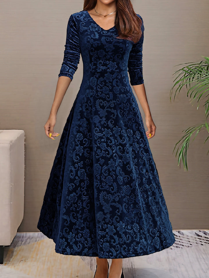 Avenlyn – Elegantes Freizeitkleid