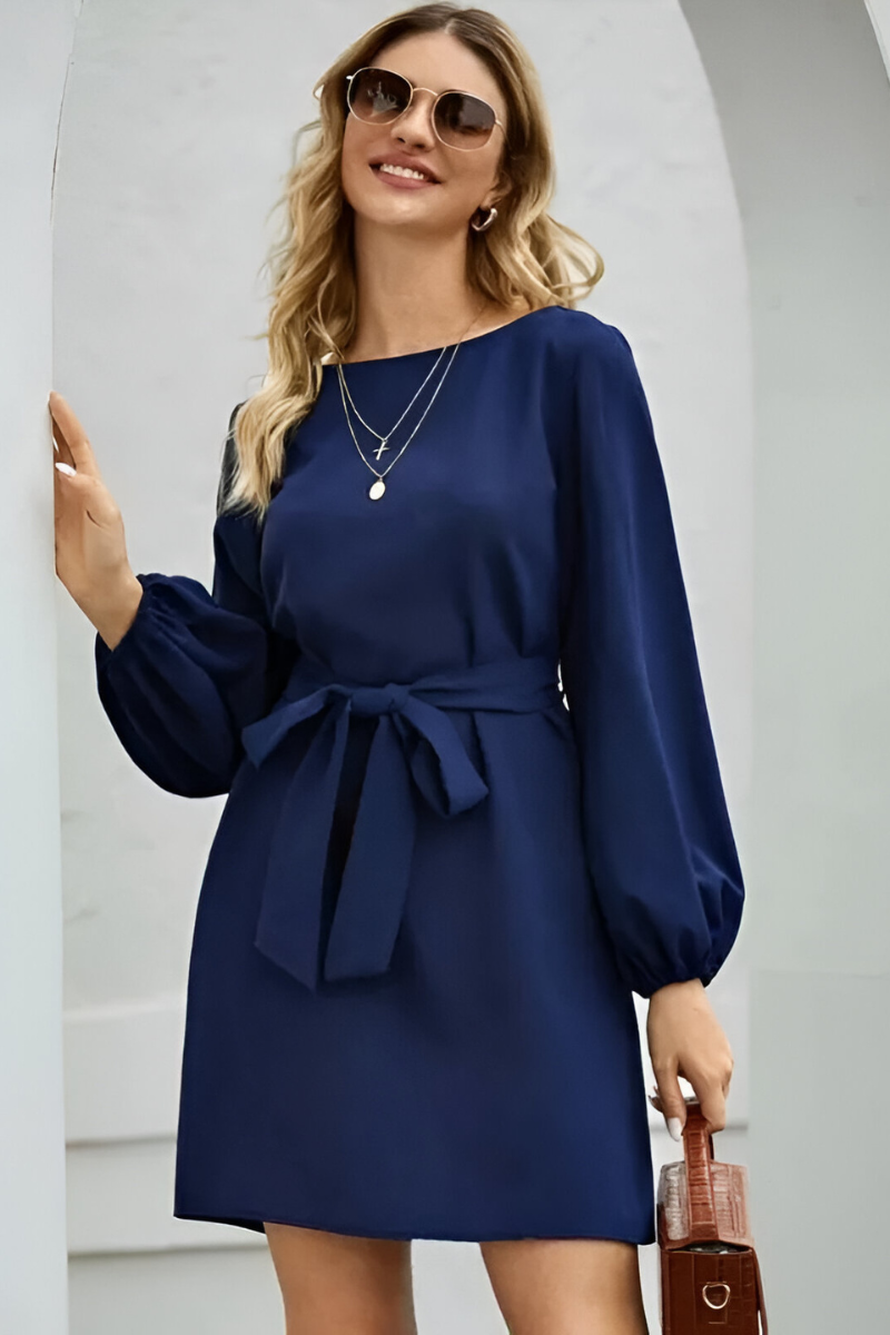 Trinity – Elegantes, legeres Kleid mit Gürtel