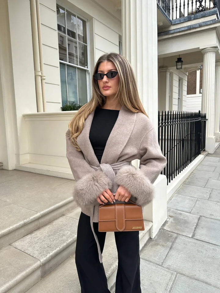 Aravynra – Stilvoller Freizeitmantel