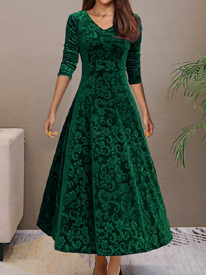 Avenlyn – Elegantes Freizeitkleid