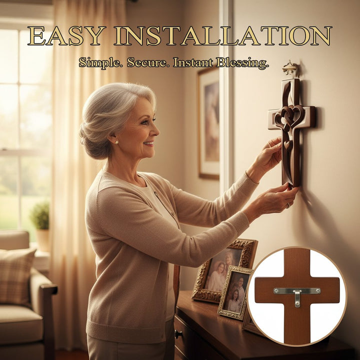 Orlinda – Wanddekoration mit Herzdetail und Kreuz